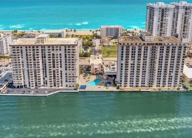Property Photo:  1500 S Ocean Dr 4K  FL 33019 