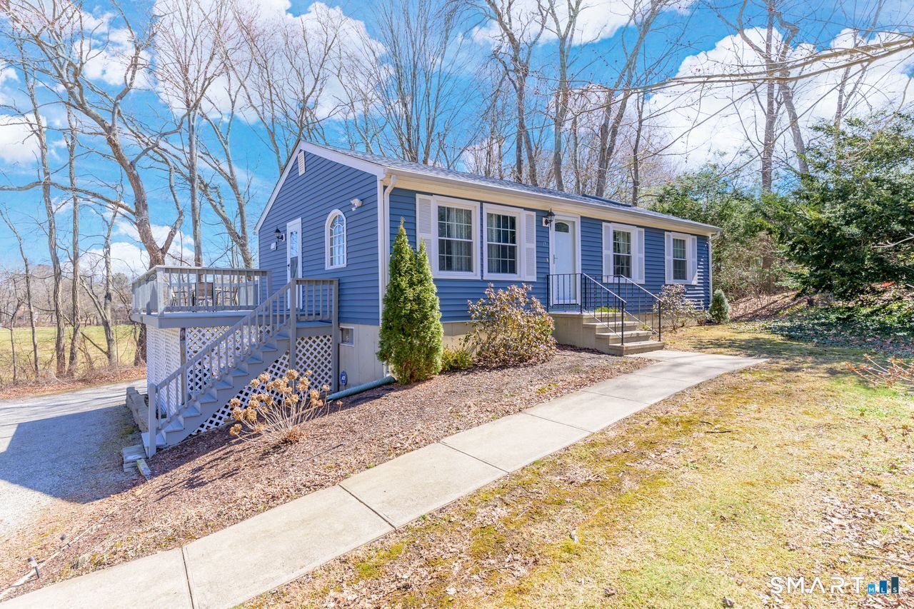 Property Photo:  17 Charles Street  CT 06409 