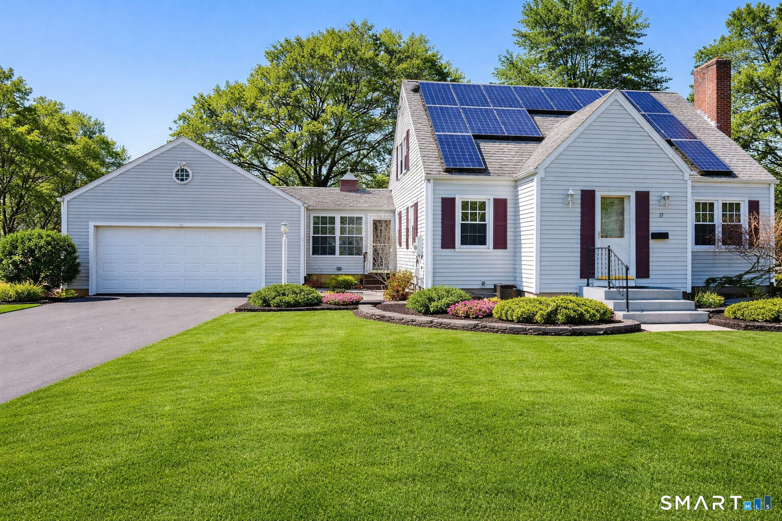 Property Photo:  13 Pine Drive  CT 06096 