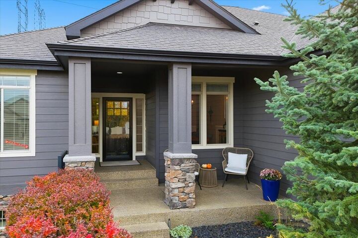 Property Photo:  10905 N Acoma Dr  WA 99208 