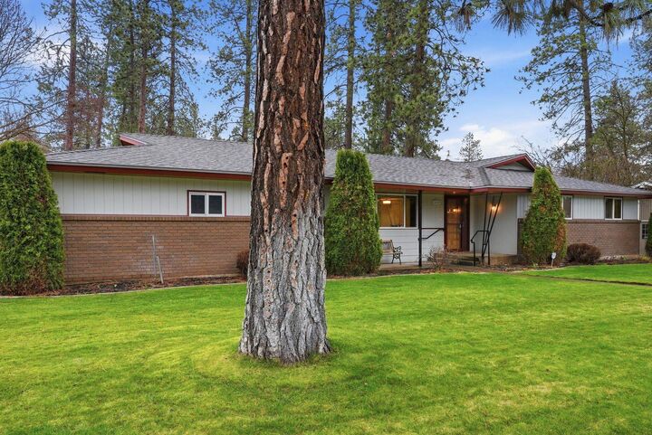 Property Photo:  10907 E 24th Ave  WA 99206 