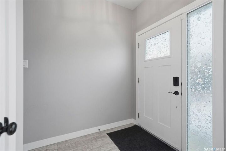Property Photo: 608 Brighton Gate SK S7V 0V5
