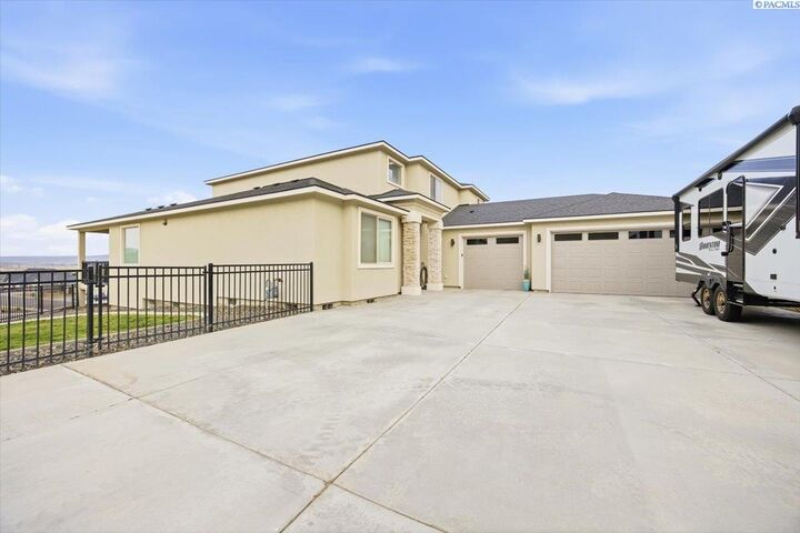 Property Photo: 6557 Argos St. WA 99353
