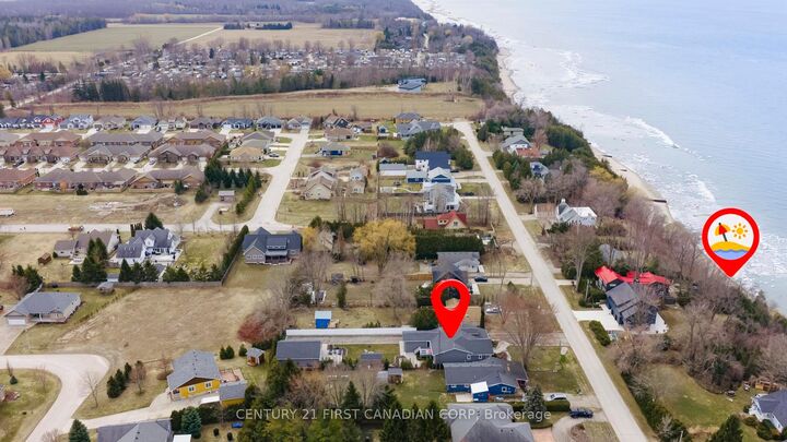 Property Photo:  96 Tuyll Street  ON N0M 1G0 