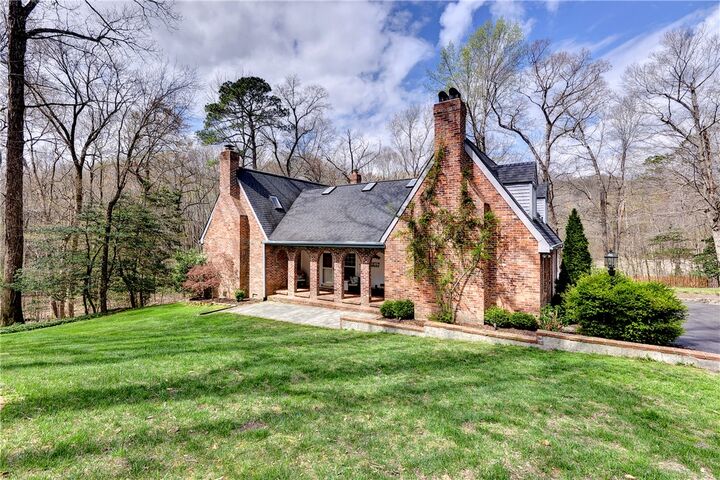 Property Photo:  132 Little John Road  VA 23185 