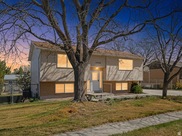 Property Photo:  5335 S Sydette Cir  UT 84129 