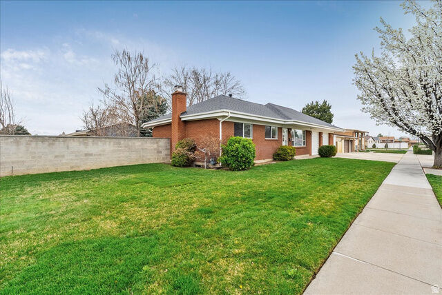 Property Photo:  8248 S Romaine Dr  UT 84070 