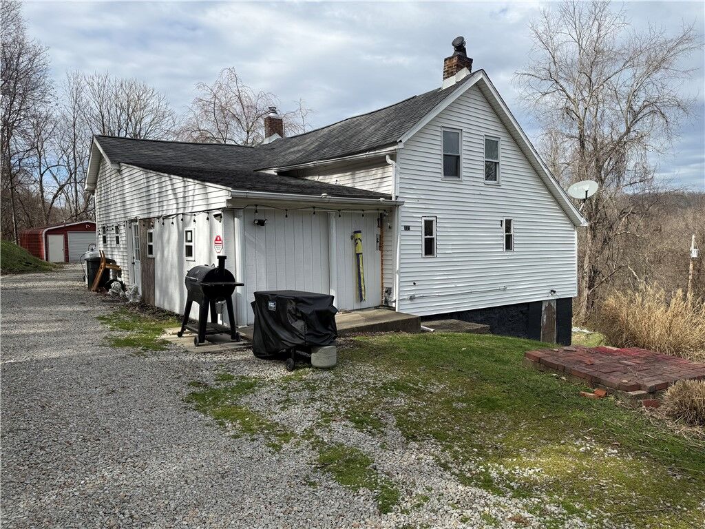 Property Photo:  225 Old Ferry  PA 15357 