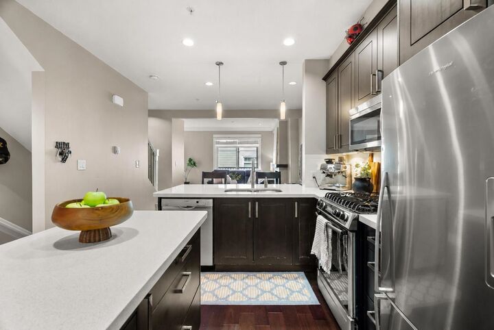 2689 Parkway Drive 26 — photo 1