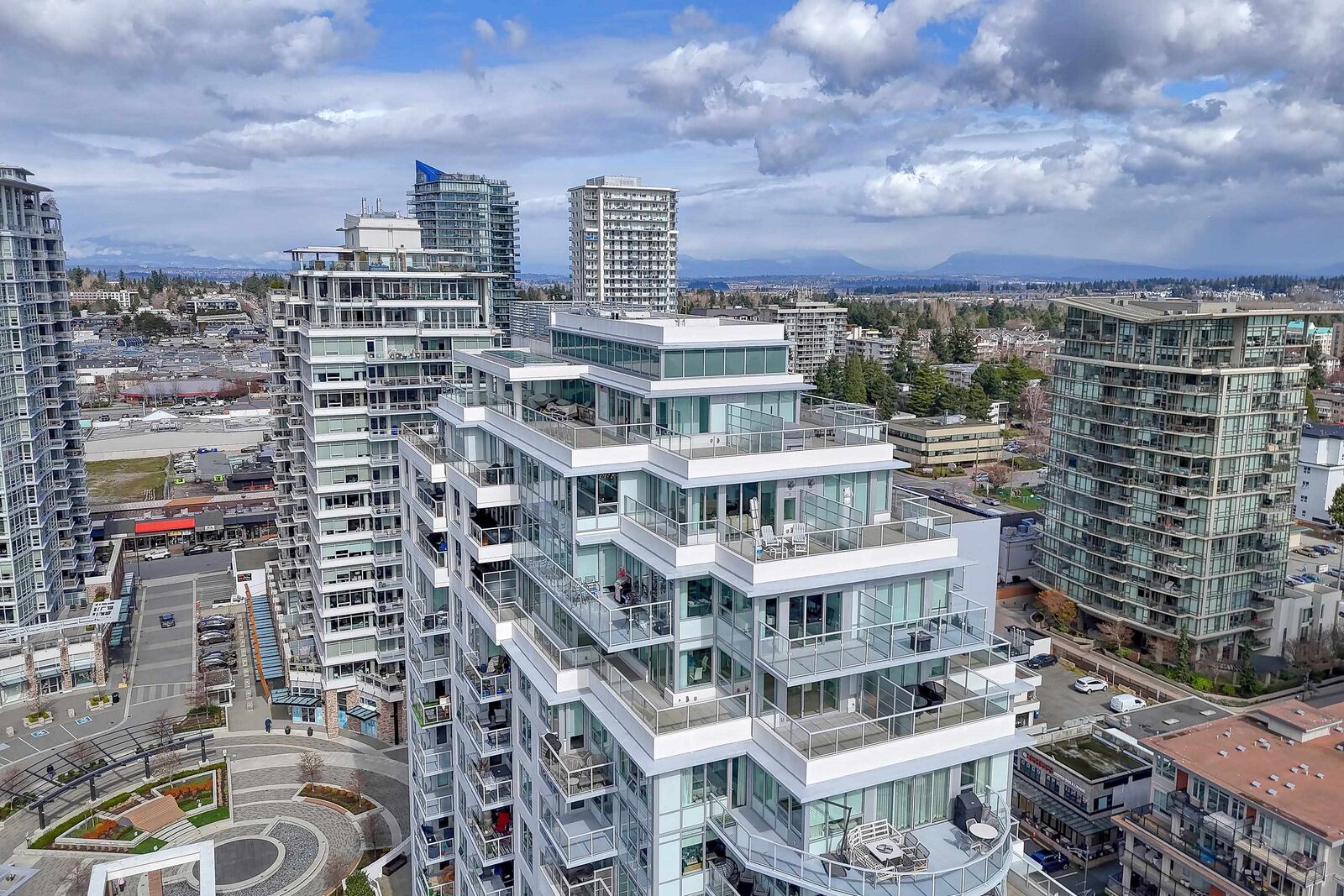 Property Photo: 1441 Johnston Road 1502 BC V4B 3Z4