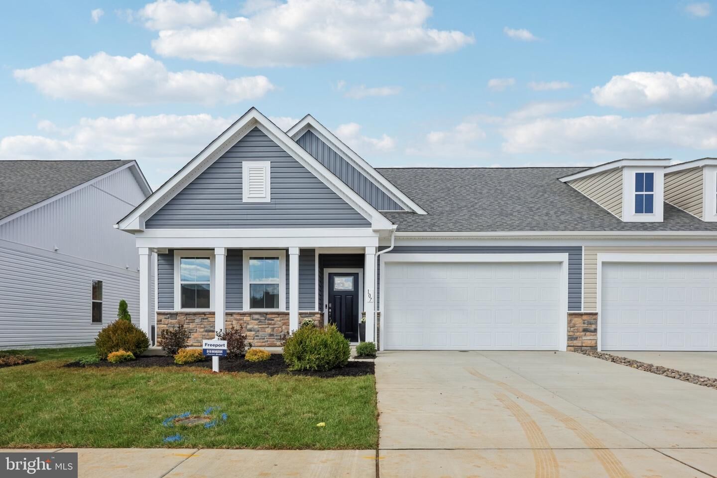 Property Photo:  120 Trellis View Lane  VA 22602 