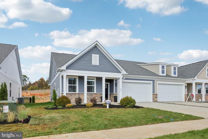 Property Photo:  125 Trellis View Lane  VA 22602 