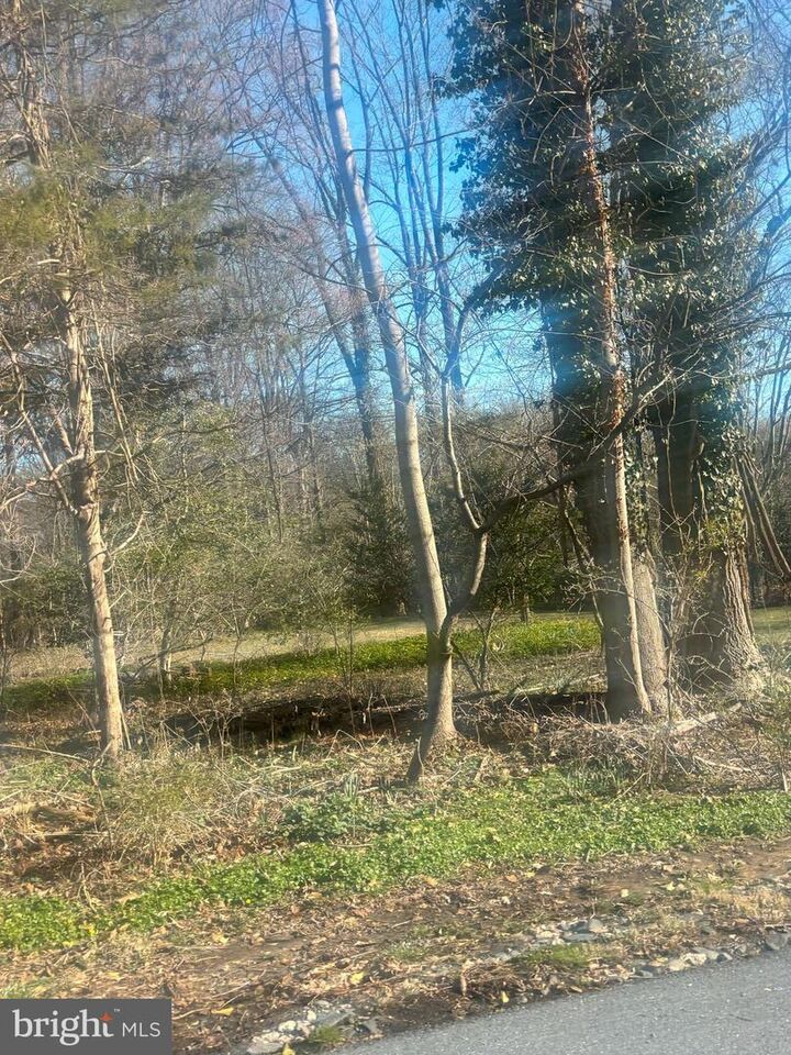 Property Photo: 9131 Hollyoak Drive MD 20817