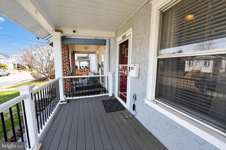 Property Photo:  1712 Orchard Avenue  PA 19033 