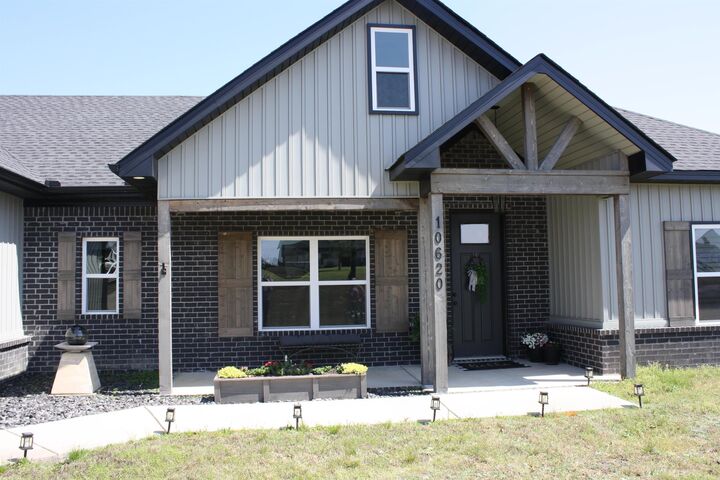 Property Photo:  10620 Gunter Loop  AR 72019 