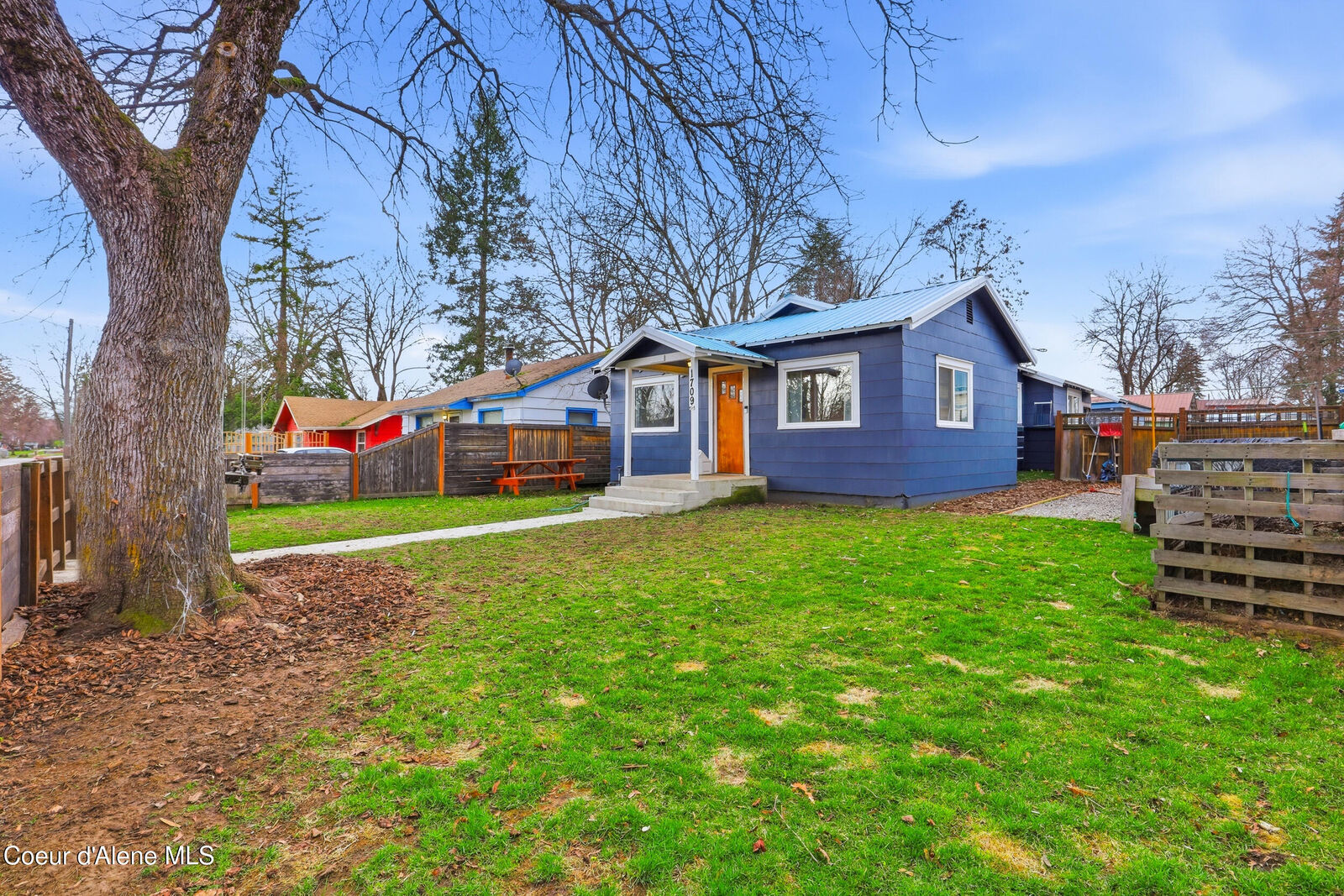 Property Photo:  1709 N 7th St  ID 83814 