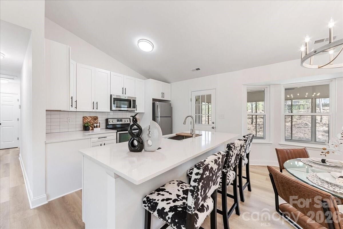 Property Photo: 231 West Avenue NC 28208