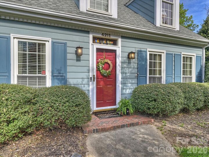 Property Photo:  4211 Blacktree Lane  NC 28226 