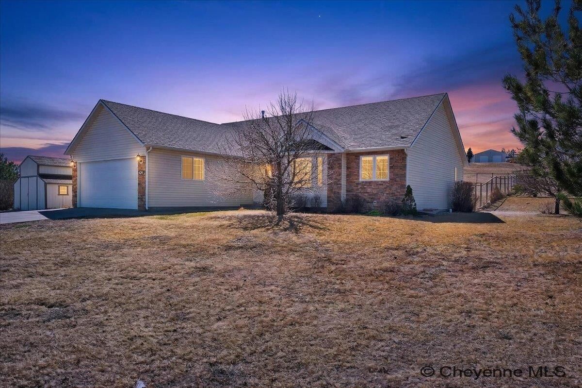 Property Photo: 407 Dayshia Ln WY 82007