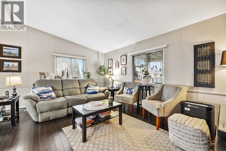 Property Photo: 720 Commonwealth Road 99 BC V4V 1R7