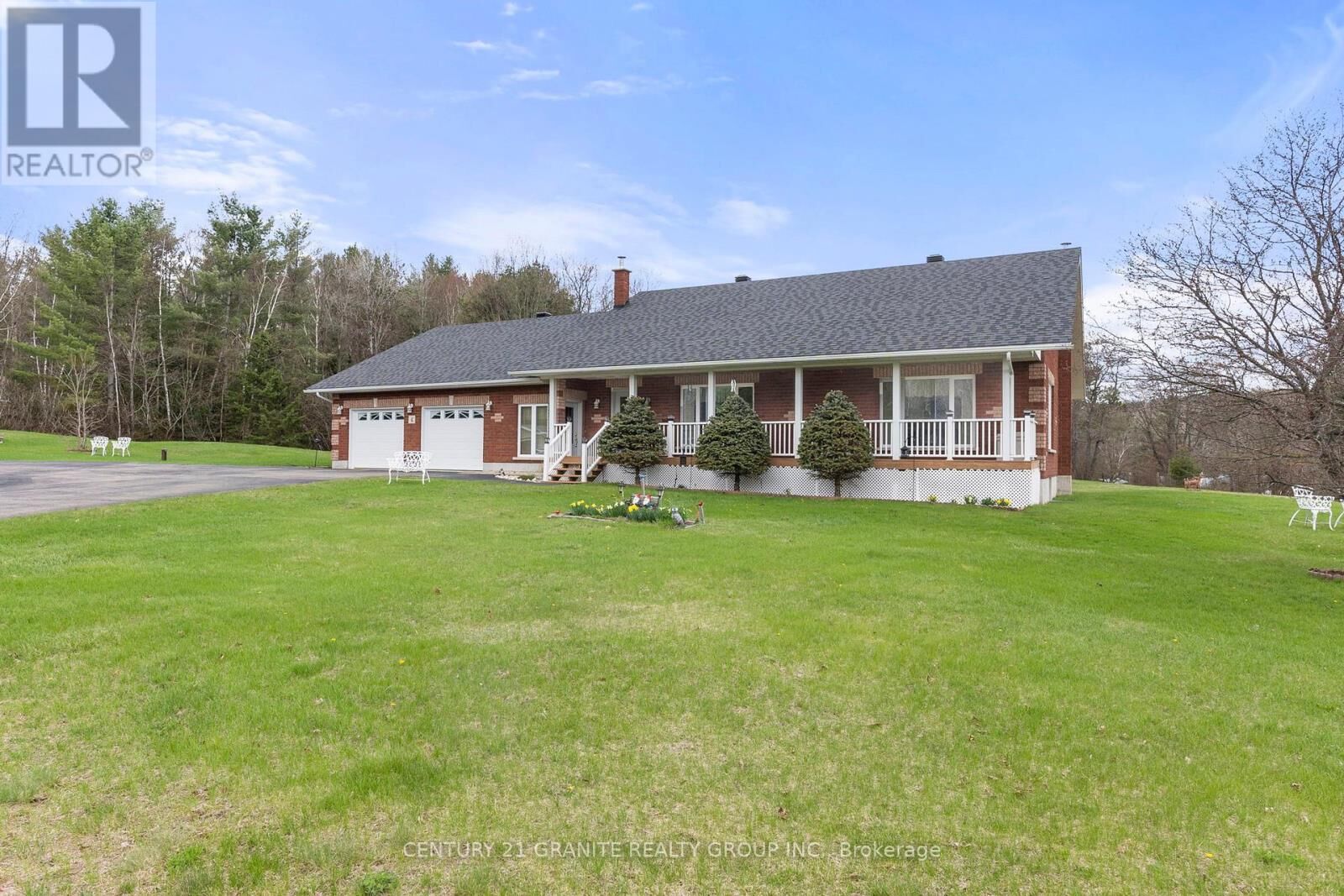 Property Photo:  6 Stringer Road  ON K0L 1C0 