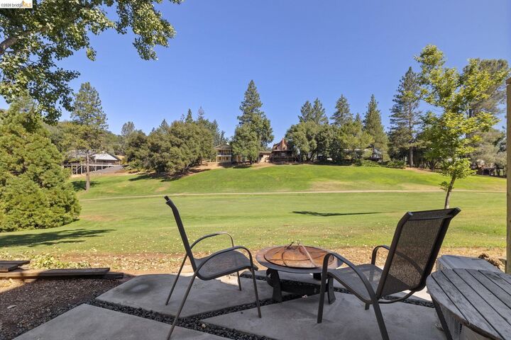 Property Photo:  19032 Dyer Ct 12  CA 95321 