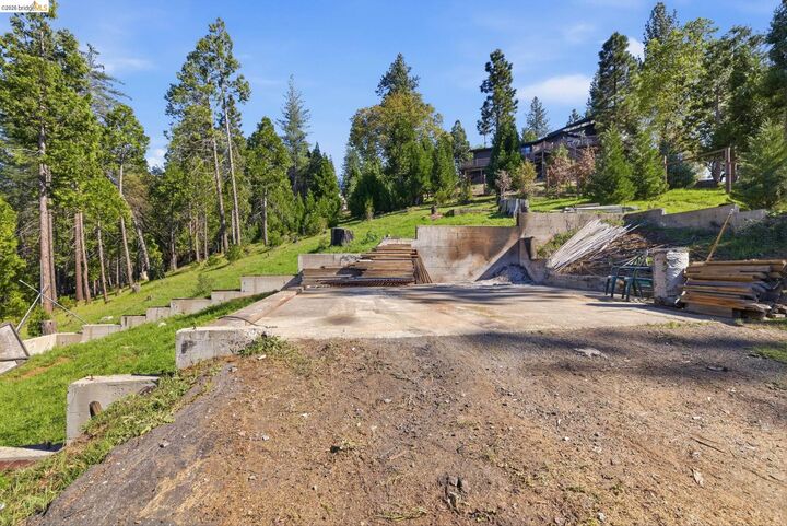 Property Photo:  20169 Pine Mountain Dr  CA 95321 