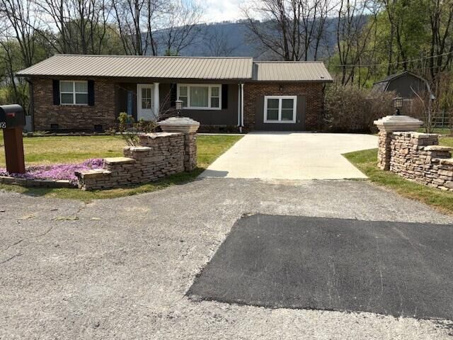 Property Photo:  430 Kelly Street  TN 37397 