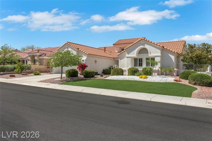 Property Photo: 2921 Golf Links Drive NV 89134