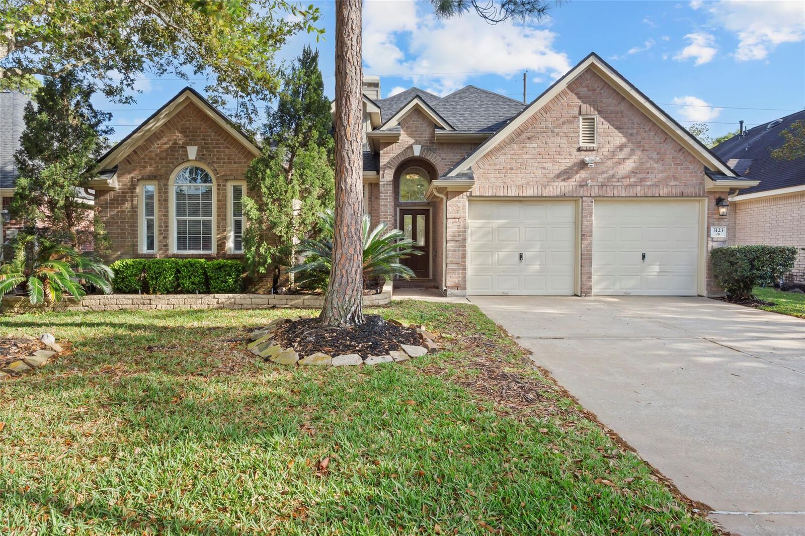 Property Photo: 3123 Summerland Drive TX 77578