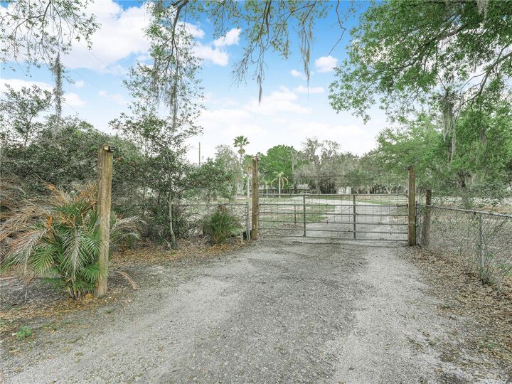 Property Photo:  430 Alturas Babson Park Cutoff  FL 33859 