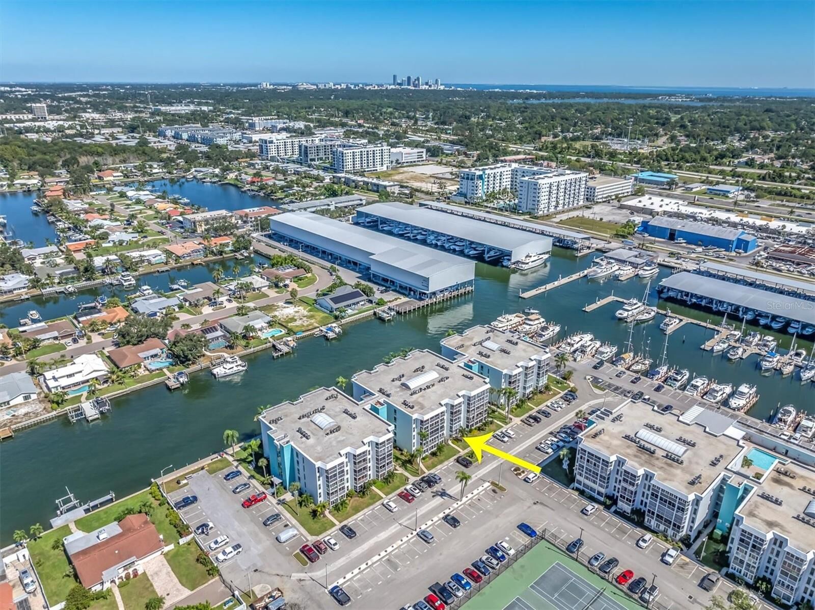 Property Photo:  4902 38th Way S 109  FL 33711 