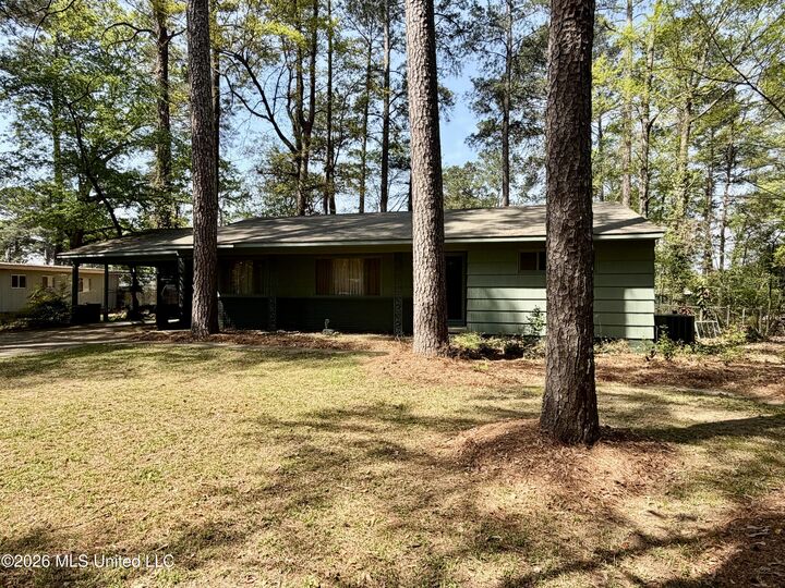 Property Photo:  5447 Wayneland Drive  MS 39211 