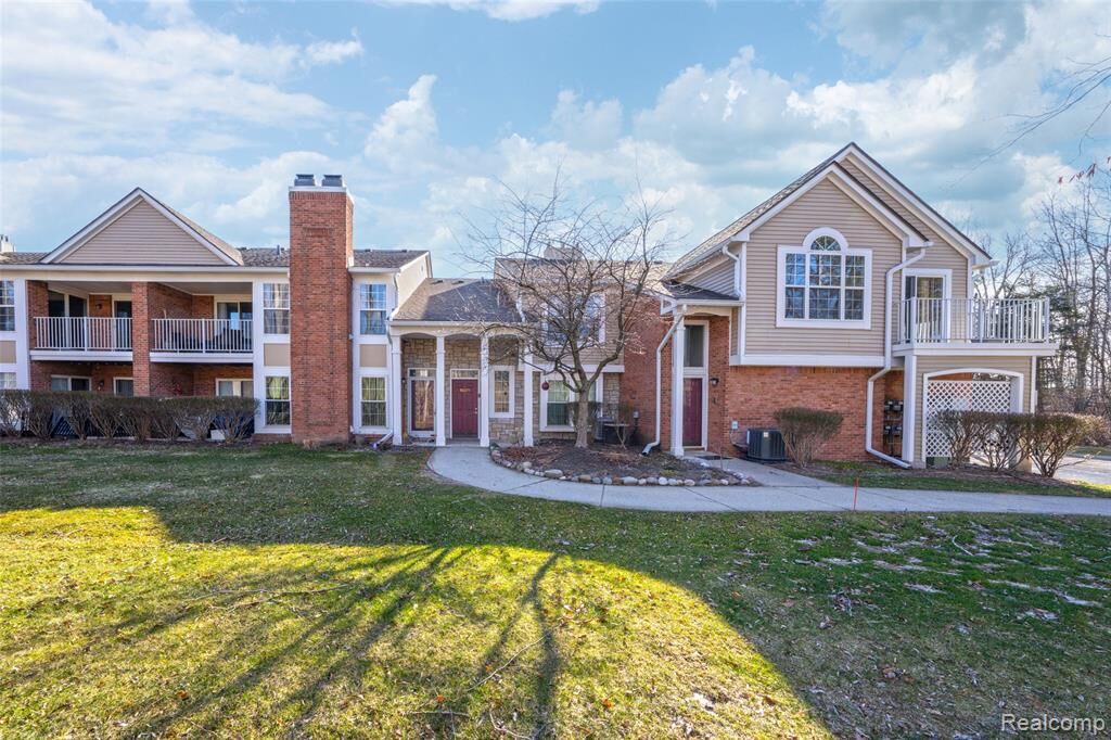 Property Photo:  56075 Chesapeake Circle 242  MI 48316 5057 