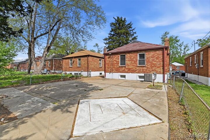 Property Photo:  8308 Archer Avenue  MO 63132 