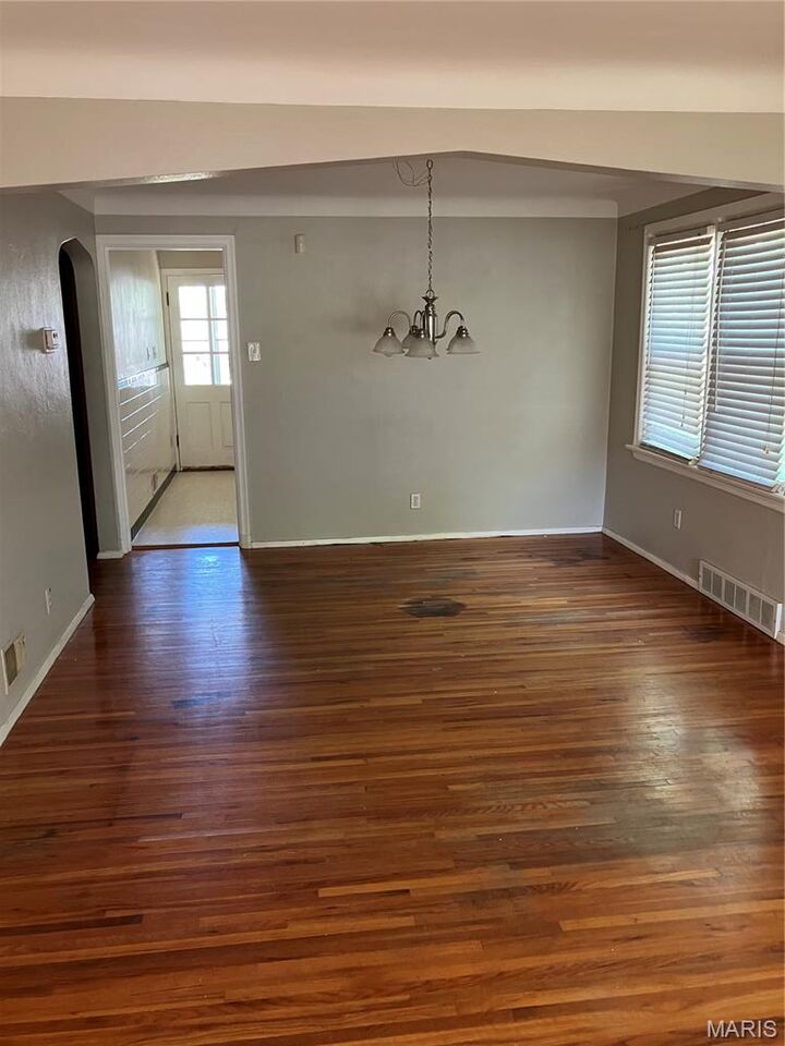 Property Photo:  751 Dallas Drive  MO 63125 