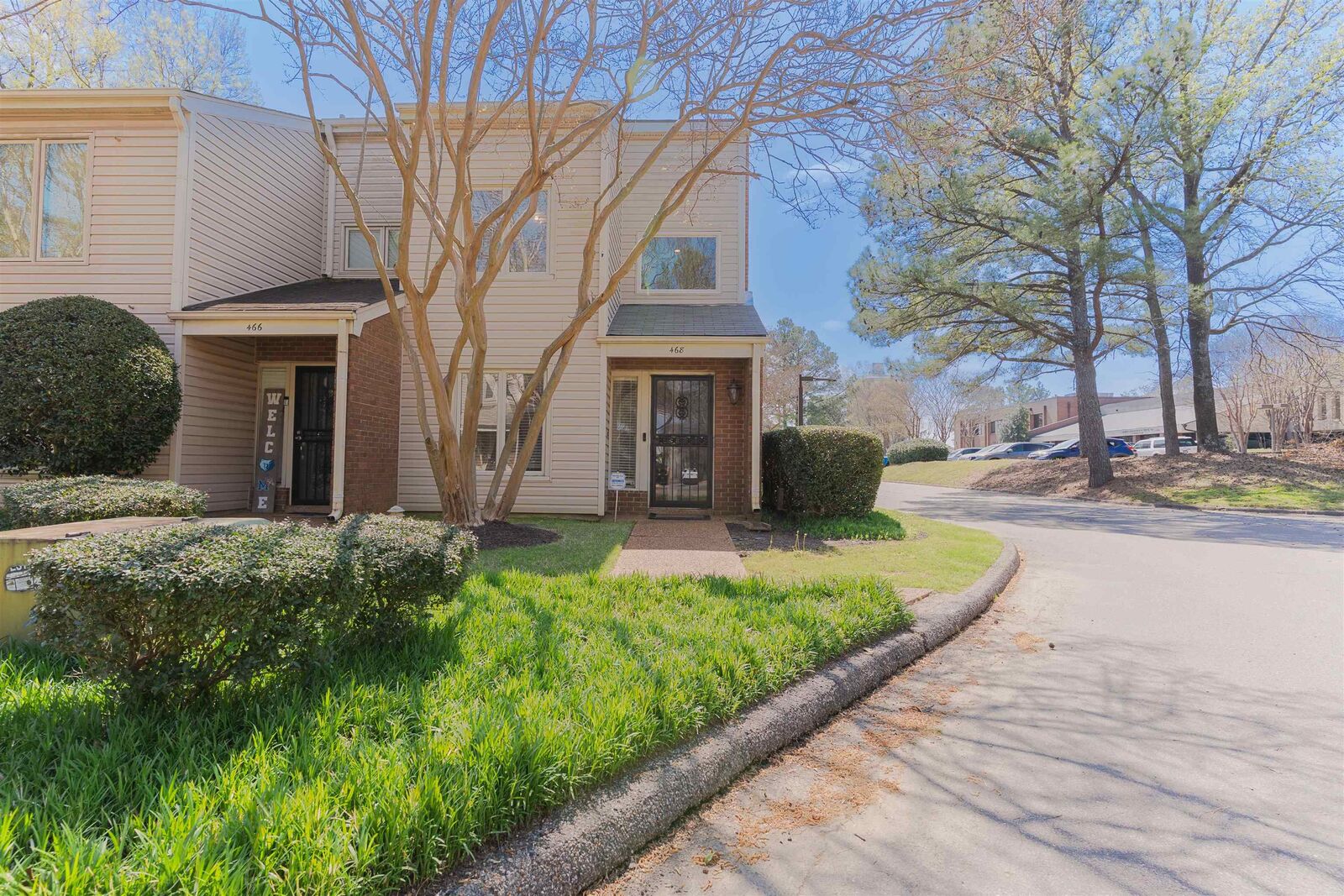 Property Photo: 468 Jack Kramer Dr 468 TN 38117