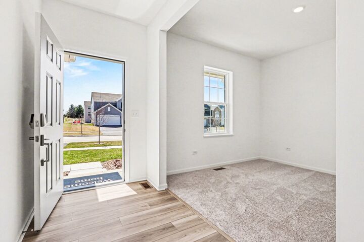 Property Photo: 413 Hathaway Lane IL 60543