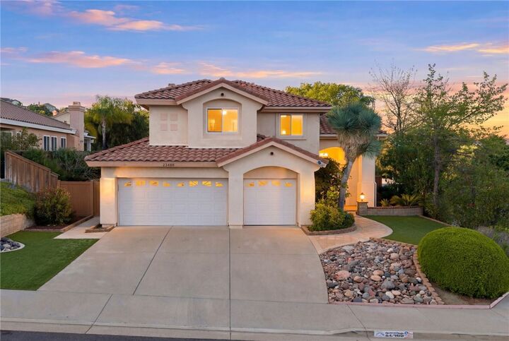 Property Photo:  23480 Bending Oak Court  CA 92562 