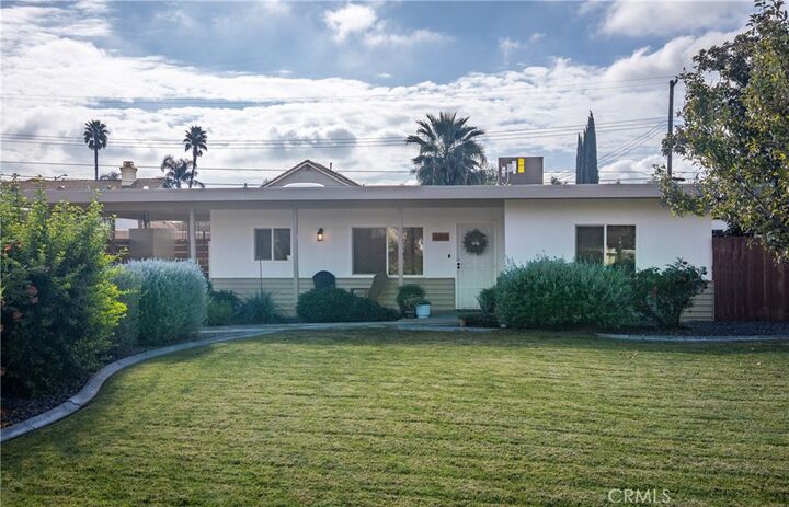 Property Photo: 181 Fisher Court CA 92320