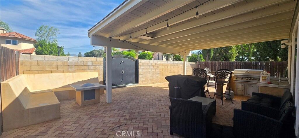Property Photo:  1158 W Cornell Street  CA 92376 