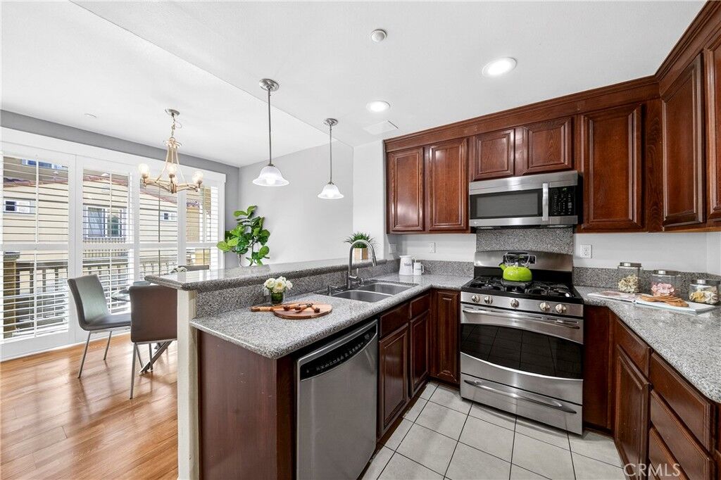 Property Photo:  22919 Mariposa Avenue 307  CA 90502 