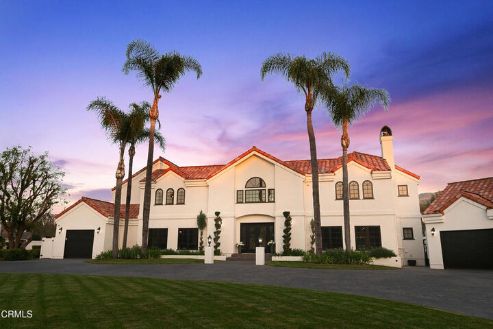 Property Photo: 2296 Applewood Lane CA 93012