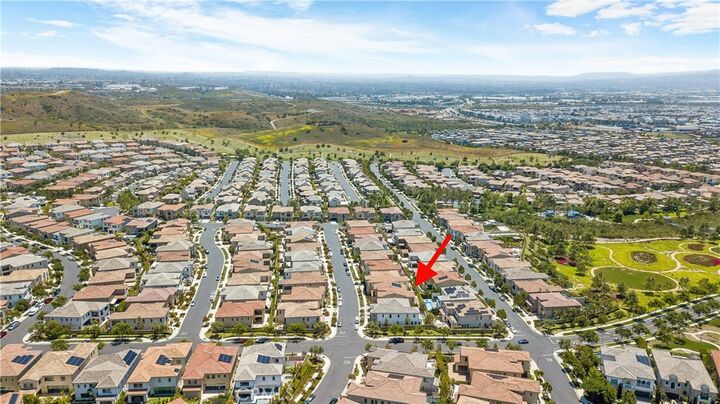 Property Photo:  66 Eider Run  CA 92618 