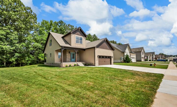 Property Photo:  349 Chase Dr  TN 37043 