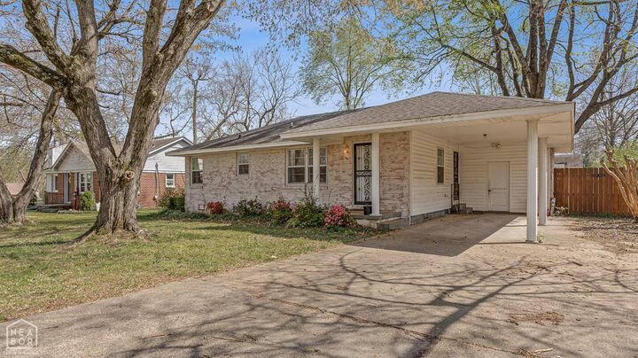 Property Photo:  703 Valley Drive  AR 72401 