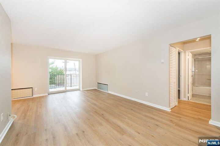 Property Photo:  550 Fairview 116  NJ 07675 