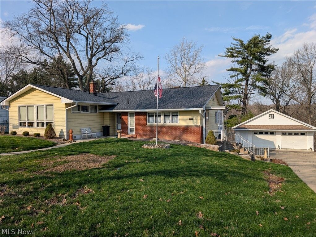Property Photo:  5721 Skyline Drive  OH 43725 