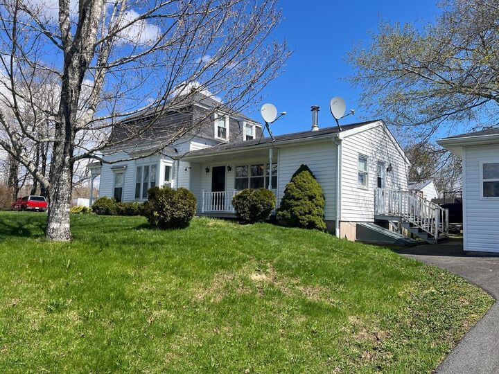 Property Photo:  1865 Station Road  NS B0M 1M0 