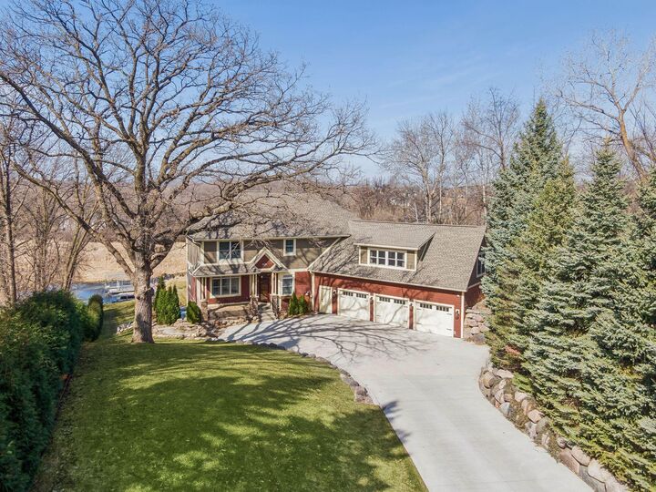 Property Photo:  805 Forest Arms Lane  MN 55364 